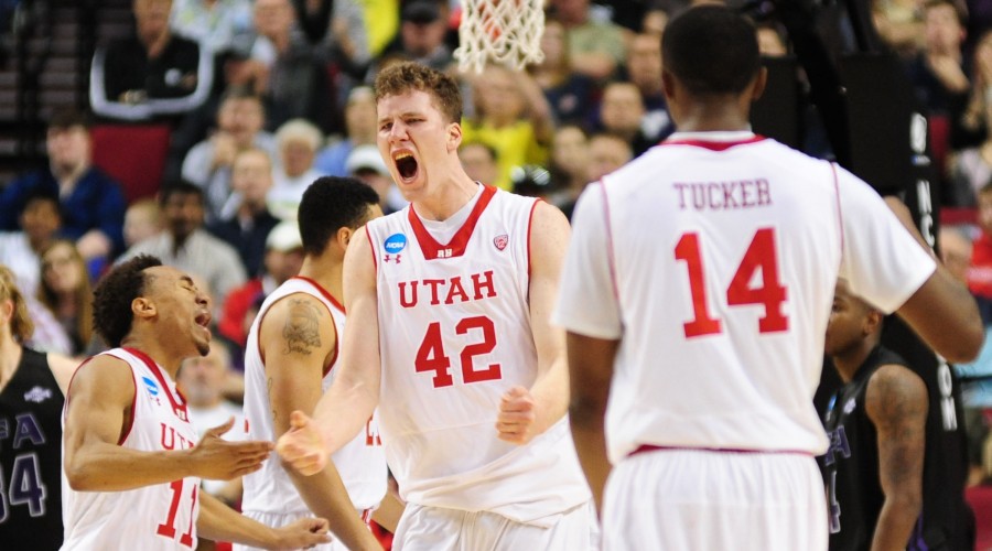 PORTLAND,OREGON,USA,19.MAR.15 - BASKETBALL - NCAA tournament, Utah Utes vs Stephen F. Austin Lumberjacks. Image shows the rejoicing of Jakob Poeltl (Utes). Photo: GEPA pictures/ USA Today/ Kirby Lee - ATTENTION - COPYRIGHT FOR AUSTRIAN CLIENTS ONLY - FOR EDITORIAL USE ONLY