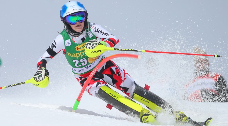 CRANS-MONTANA,SWITZERLAND,15.FEB.16 - ALPINE SKIING - FIS World Cup, slalom, ladies. Image shows Katharina Truppe (AUT). Photo: GEPA pictures/ Christian Walgram