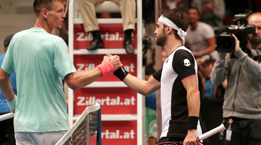 VIENNA,AUSTRIA,24.OCT.16 - TENNIS - ATP World Tour, Erste Bank Open. Image shows Tomas Berdych (CZE) and Nikoloz Basilashvili (GEO). Photo: GEPA pictures/ Walter Luger