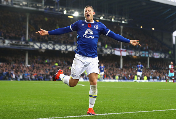 LIVERPOOL, ENGLAND - OCTOBER 30:  Ross Barkley of Everton celebrates scoring his sides second goal during the Premier League match between Everton and West Ham United at Goodison Park on October 30, 2016 in Liverpool, England.  (Photo by Michael Steele/Getty Images)