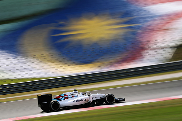 KUALA LUMPUR, MALAYSIA - OCTOBER 02:  Valtteri Bottas of Finland driving the (77) Williams Martini Racing Williams FW38 Mercedes PU106C Hybrid turbo on track during the Malaysia Formula One Grand Prix at Sepang Circuit on October 2, 2016 in Kuala Lumpur, Malaysia.  (Photo by Mark Thompson/Getty Images)
