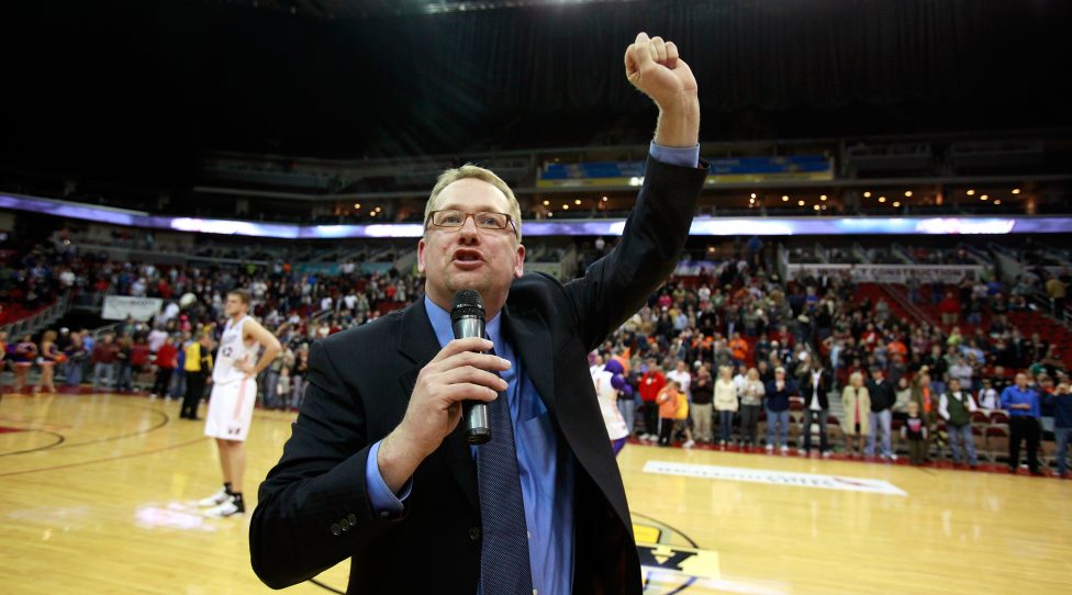 DES MOINES, IA - APRIL 18: Nick Nurse Head Coach of the Iowa Energy thanks the fans following the team's game against the Tulsa 66ers at the Wells Fargo Arena on April 18, 2011 in Des Moines, Iowa. NOTE TO USER: User expressly acknowledges and agrees that, by downloading and or using this photograph, User is consenting to the terms and conditions of the Getty Images License Agreement. Mandatory Copyright Notice: Copyright 2011 NBAE (Photo by Brian Ray/NBAE via Getty Images)