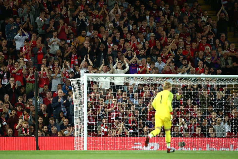 Fans bejubeln Karius