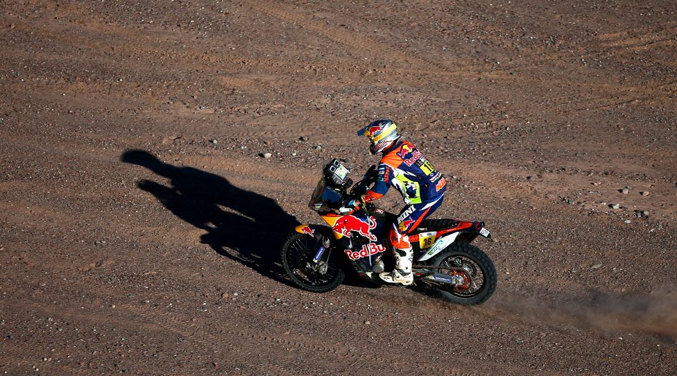   UNSPECIFIED, ARGENTINA - JANUARY 11: Matthias Walkner of Austria and Red Bull KTM ride on a 450 Rally Replica KTM bike in the Elite ASOduring stage of the Dakar Rally 2017 between Salta and Chilecito on 11 January 2017 on a non -specified location in Argentina. (Photo by Dan Istitene / Getty Images) 