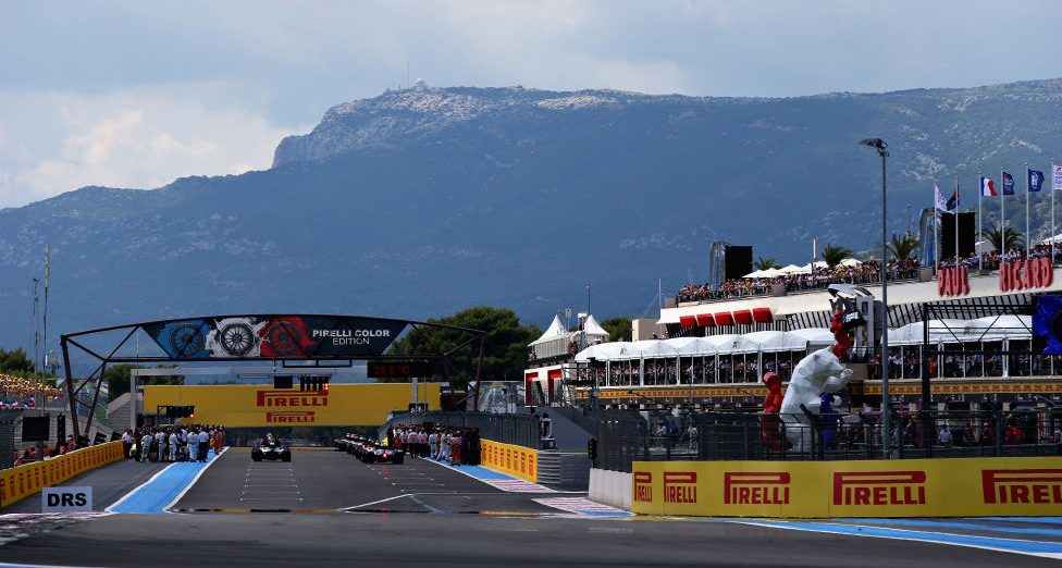 LE CASTELLET, FRANCE - JUNE 24:  A general view of the grid before the Formula One Grand Prix of France at Circuit Paul Ricard on June 24, 2018 in Le Castellet, France.  (Photo by Charles Coates/Getty Images)