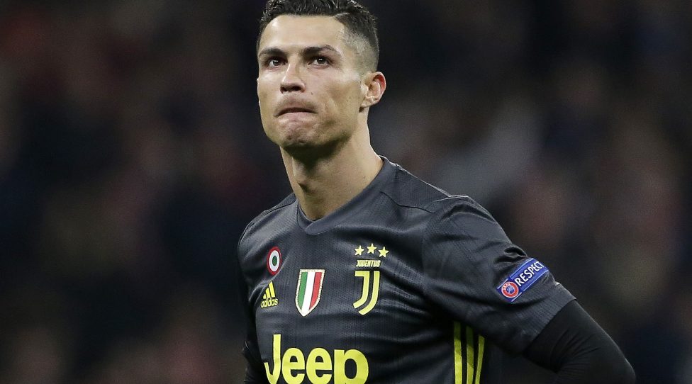 MADRID, SPAIN - FEBRUARY 20:  Cristiano Ronaldo of Juventus looks dejected during the UEFA Champions League Round of 16 First Leg match between Club Atletico de Madrid and Juventus at Estadio Wanda Metropolitano on February 20, 2019 in Madrid, Spain.  (Photo by Gonzalo Arroyo Moreno/Getty Images)