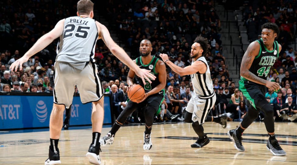 SAN ANTONIO, TX - NOVEMBER 9: Kemba Walker #8 of the Boston Celtics handles the ball against the San Antonio Spurs on November 9, 2019 at the AT&T Center in San Antonio, Texas. NOTE TO USER: User expressly acknowledges and agrees that, by downloading and or using this photograph, user is consenting to the terms and conditions of the Getty Images License Agreement. Mandatory Copyright Notice: Copyright 2019 NBAE (Photos by Logan Riely/NBAE via Getty Images)