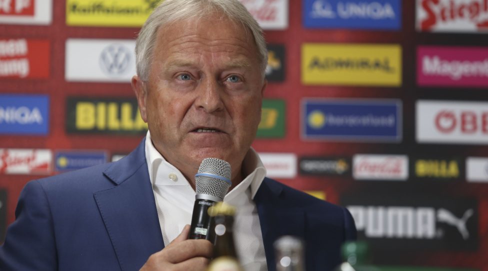 VIENNA,AUSTRIA,20.MAY.20 - SOCCER - OEFB, press conference due to an aid initiative for football clubs after the SARS-CoV-2 crisis, corona crisis. Image shows president Leo Windtner (OEFB). Photo: GEPA pictures/ Mario Kneisl