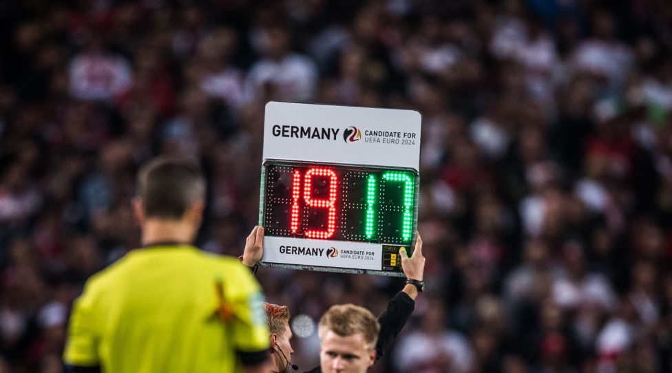 STUTTGART, GERMANY - SEPTEMBER 21: (EDITORS NOTE: Image has been digitally enhanced.) The substitution board is hold by the referee assistant during the Bundesliga match between VfB Stuttgart and Fortuna Duesseldorf at Mercedes-Benz Arena on September 21, 2018 in Stuttgart, Germany. (Photo by Lukas Schulze/Bundesliga/Bundesliga Collection via Getty Images )