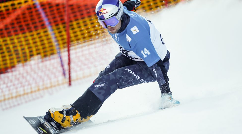 BAD GASTEIN,AUSTRIA,14.JAN.20 - SNOWBOARD - FIS World Cup, parallel slalom. Image shows Benjamin Karl (AUT). Photo: GEPA pictures/ Jasmin Walter