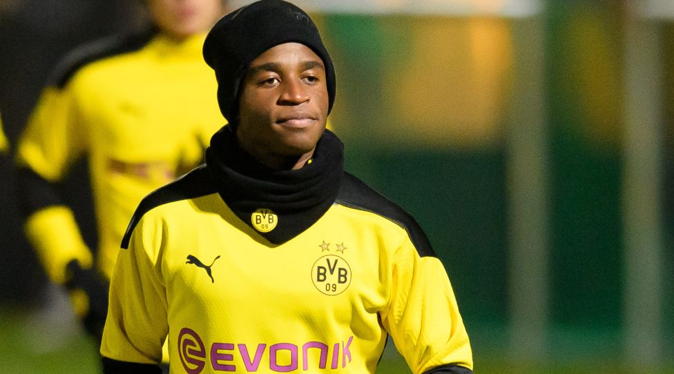 DORTMUND, GERMANY - DECEMBER 01: (BILD ZEITUNG OUT) Youssoufa Moukoko of Borussia Dortmund looks on ahead of the UEFA Champions League Group F stage match between Borussia Dortmund and SS Lazio at Signal Iduna Park on December 1, 2020 in Dortmund, Germany. (Photo by Mario Hommes/DeFodi Images via Getty Images)