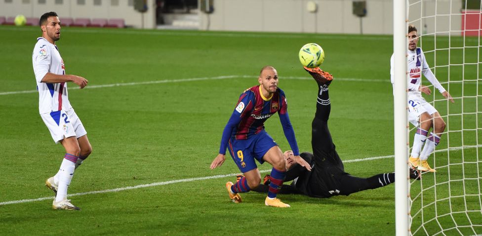 BARCELONA, SPAIN - DECEMBER 29: Martin Braithwaite of Barcelona misses a chance during the La Liga Santander match between FC Barcelona and SD Eibar at Camp Nou on December 29, 2020 in Barcelona, Spain. Sporting stadiums around Spain remain under strict restrictions due to the Coronavirus Pandemic as Government social distancing laws prohibit fans inside venues resulting in games being played behind closed doors. (Photo by Alex Caparros/Getty Images)