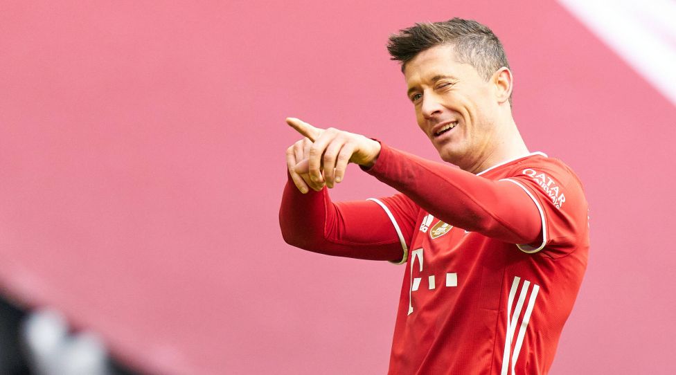 Fussball 1.German Soccer League FC BAYERN MUENCHEN - VFB STUTTGART 4-0 Robert LEWANDOWSKI, FCB 9 celebrates his goal, happy, laugh, celebration, 3-0 in the match FC BAYERN MUENCHEN - VFB STUTTGART 4-0 1.German Football League on March 20, 2021 in Munich, Germany Season 2020/2021, matchday 26, 1.Bundesliga, FCB, München, 26.Spieltag Photographer: Peter Schatz / Pool National and international News-Agencies OUT Editorial Use ONLY - DFL REGULATIONS PROHIBIT ANY USE OF PHOTOGRAPHS as IMAGE SEQUENCES and/or QUASI-VIDEO - Munich Allianz Arena Bavaria Germany *** Football 1 German Soccer League FC BAYERN MUENCHEN VFB STUTTGART 4 0 Robert LEWANDOWSKI, FCB 9 celebrates his goal, happy, laugh, celebration, 3 0 in the match FC BAYERN MUENCHEN VFB STUTTGART 4 0 1 German Football League on March 20, 2021 in Munich, Germany Season 2020 2021, matchday 26, 1 Bundesliga, FCB, Munich, 26 Matchday Photographer Peter Schatz Pool National and international News Agencies OUT Editorial Use ONLY DFL REGULATIONS PROHIBIT ANY USE OF PHOTOGRAPHS as IMAGE SEQUENCES and or QUASI VIDEO Munich Allianz Arena Bavaria Germany Poolfoto Peter Schatz / Pool ,EDITORIAL USE ONLY