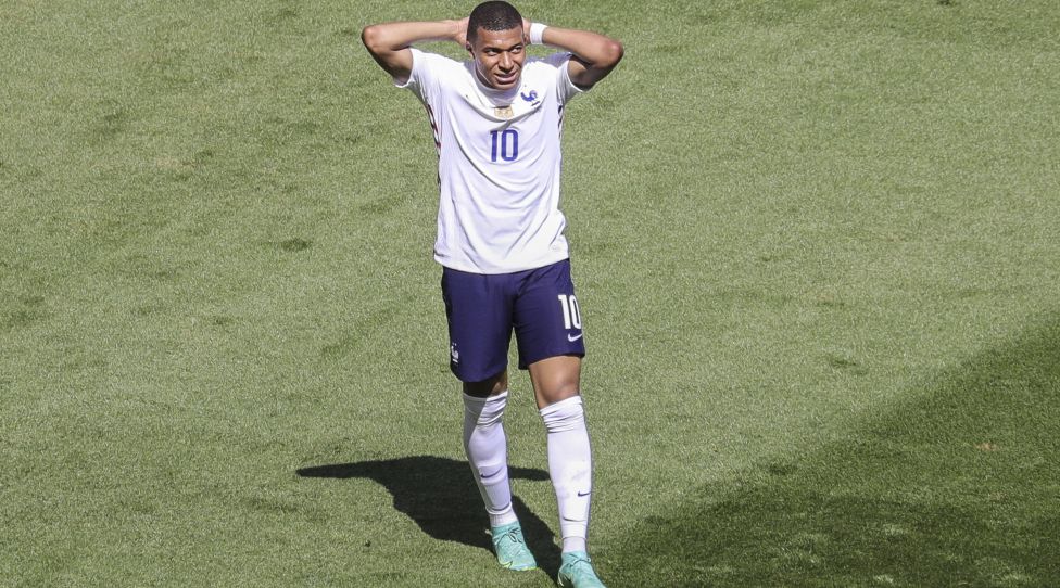 Budapest, Hungary, June 19th 202 Mbappe of France during the EURO 2020 Group F football match between Hungary and France in the Ferenc Puskas Stadium in Budapest Hungary Hungary v France - EURO 2020 PUBLICATIONxNOTxINxBRA