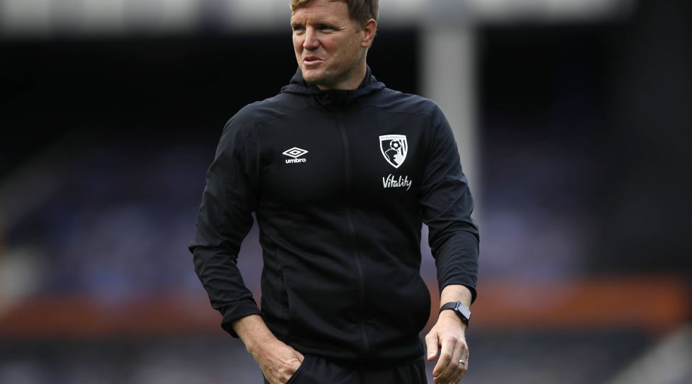 Everton v AFC Bournemouth - Premier League - Goodison Park Bournemouth manager Eddie Howe walks the pitch prior to the Premier League match at Goodison Park, Liverpool. EDITORIAL USE ONLY No use with unauthorised audio, video, data, fixture lists, club/league logos or live services. Online in-match use limited to 120 images, no video emulation. No use in betting, games or single club/league/player publications. PUBLICATIONxINxGERxSUIxAUTxONLY Copyright: xClivexBrunskillx 54739771