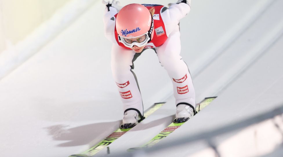 LILLEHAMMER,NORWAY,04.DEC.21 - NORDIC SKIING, SKI JUMPING - FIS World Cup, normal hill, ladies. Image shows Marita Kramer (AUT). Photo: GEPA pictures/ Harald Steiner