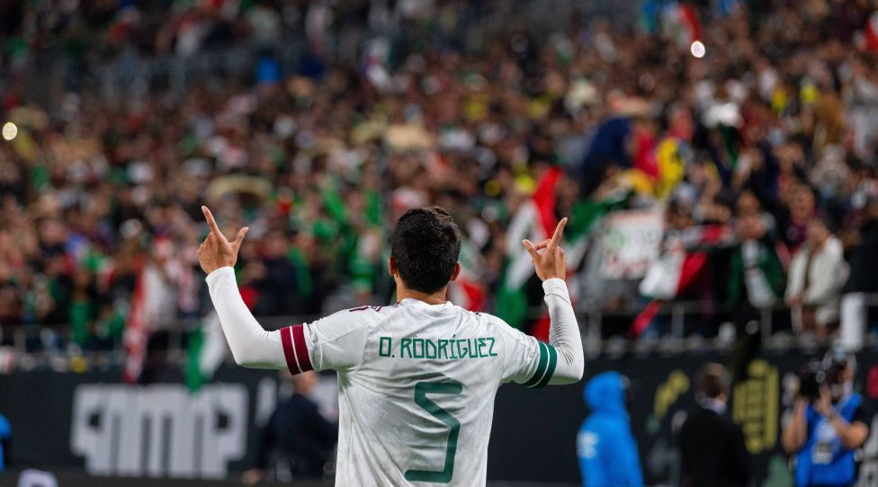 Mexico s Osvaldo Rodriguez celebrates after scoring against Ecuador, during a friendly soccer match at the Bank of America Stadium in Charlotte, North Carolina, USA, 27 October 2021. Mexico - Ecuador ACHTUNG: NUR REDAKTIONELLE NUTZUNG PUBLICATIONxINxGERxSUIxAUTxONLY Copyright: xScottxKinserx AME2573 20211028-c8b76cacb744b3fc45edc07642c43cade719b94b