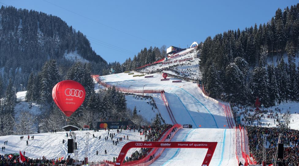KITZBUEHEL,AUSTRIA,21.JAN.17 - ALPINE SKIING - FIS World Cup, Hahnenkamm-race, downhill, men. Image shows a general view of the Streif course. Photo: GEPA pictures/ Matic Klansek