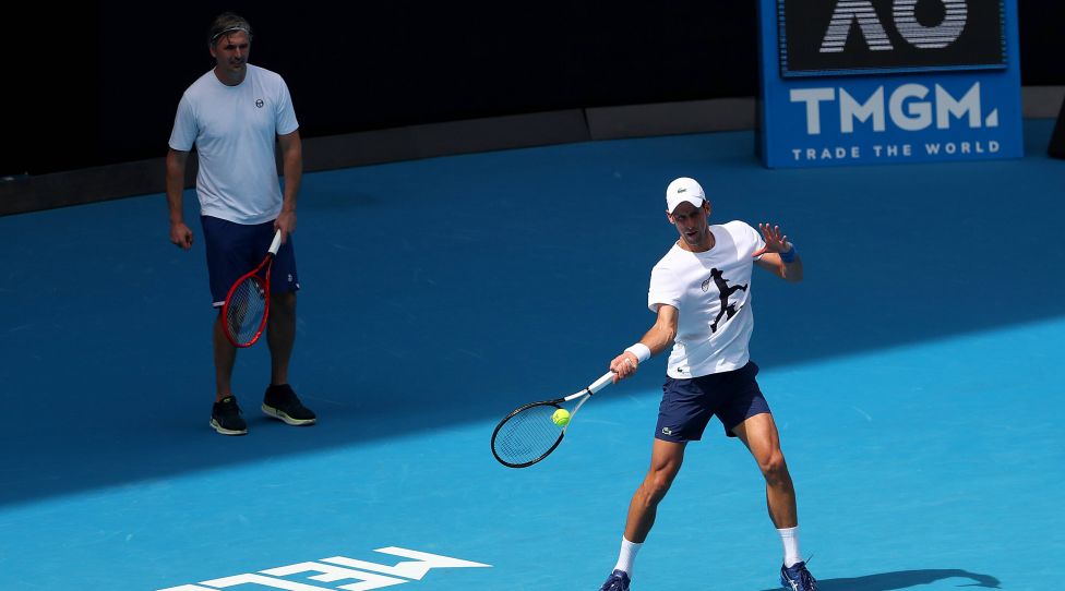 TENNIS AUSTRALIAN OPEN PRACTICE, Novak Djokovic of Serbia during a practice session ahead of the Australian Open, Melbourne Park, in Melbourne, Tuesday, January 11, 2022.  ACHTUNG: NUR REDAKTIONELLE NUTZUNG, KEINE ARCHIVIERUNG UND KEINE BUCHNUTZUNG MELBOURNE VIC AUSTRALIA PUBLICATIONxINxGERxSUIxAUTxONLY Copyright: xKELLYxDEFINAx 20220111001612527972