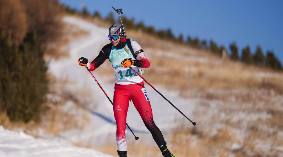 220216 -- ZHANGJIAKOU, Feb. 16, 2022 -- Lisa Theresa Hauser of Austria competes during biathlon women s 4x6km relay at National Biathlon Centre in Zhangjiakou, north China s Hebei Province, Feb. 16, 2022.  BEIJING2022CHINA-ZHANGJIAKOU-OLYMPIC Winter games, Winterspiele,Spiele, Summer games BIATHLON-WOMEN S 4x6KM RELAY CN PengxZiyang PUBLICATIONxNOTxINxCHN