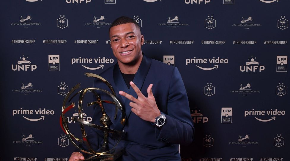 07 Kylian MBAPPE psg during the Trophies UNFP ceremony at Pavillon Gabriel on May 15, 2022 in Paris, France. FOOTBALL : Trophees UNFP - Soiree - Paris - 15/05/2022 Pool/FEP/Panoramic PUBLICATIONxNOTxINxFRAxITAxBEL