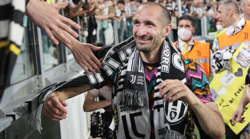 Giorgio Chiellini Juventus FC greets his fans in the last match for Juventus FC during Juventus FC vs SS Lazio, italian soccer Serie A match in Turin, Italy, May 16 2022 PUBLICATIONxNOTxINxITA Copyright: xClaudioxBenedettox/xipa-agency.nx/xx 0