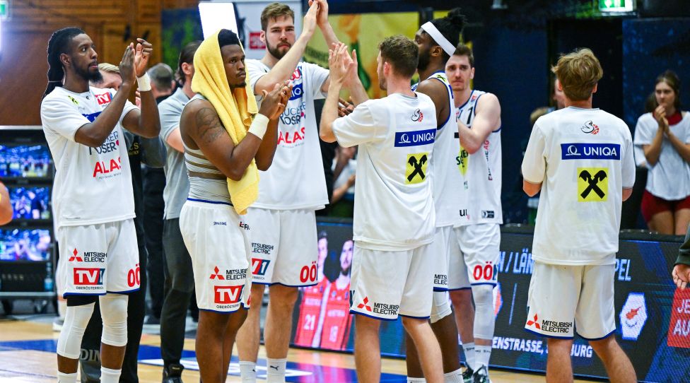 GMUNDEN,AUSTRIA,31.MAY.22 - BASKETBALL - BSL, Basketball Superliga, play off, final, Swans Gmunden vs BC Vienna. Image shows the disappointment of team Gmunden. Photo: GEPA pictures/ Christian Moser