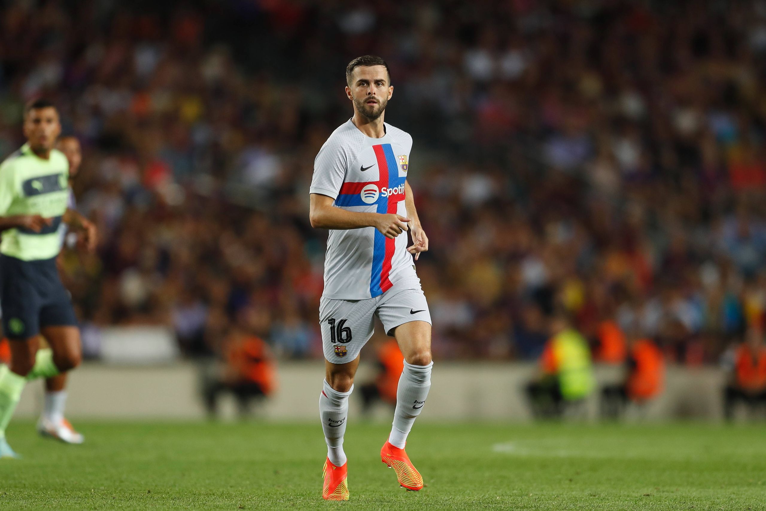 PjanicAbschied von Barca fix Sky Sport Austria