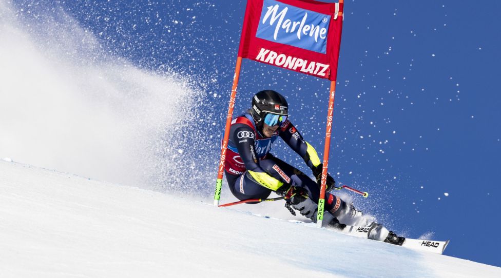 KRONPLATZ,ITALY,25.JAN.22 - ALPINE SKIING - FIS World Cup, giant slalom, ladies. Image shows Sara Hector (SWE). Photo: GEPA pictures/ Patrick Steiner