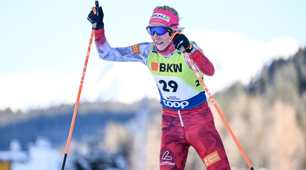DAVOS,SWITZERLAND,18.DEC.22 - NORDIC SKIING, CROSS COUNTRY SKIING - FIS World Cup, 20km, ladies. Image shows Teresa Stadlober (AUT). Photo: GEPA pictures/ Daniel Schoenherr