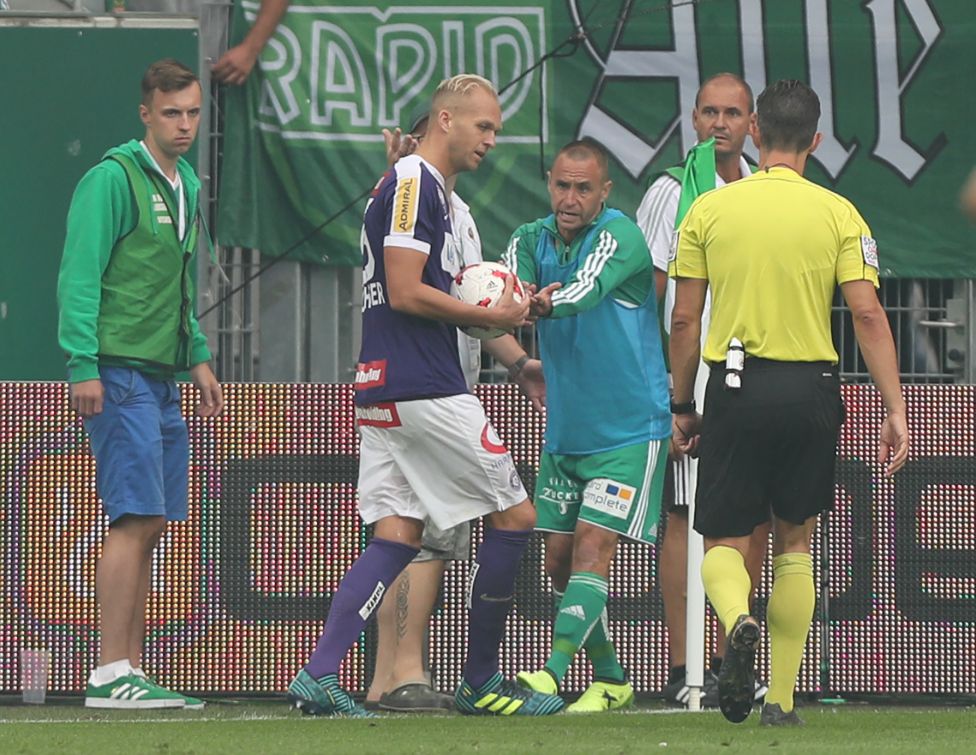 Der erste Heimsieg von Rapid war zum Greifen nahe - doch die Hütteldorfer verspielen eine 2:0-Führung. In Erinnerung ble