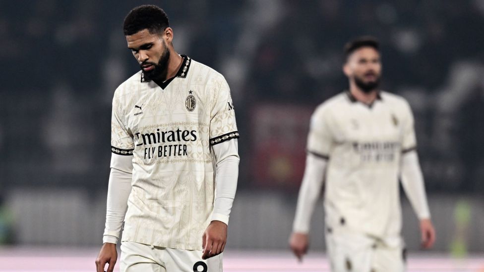 Die AC Milan hat in der Serie A mit einer 2:4-Niederlage in Monza die Chance vergeben, auf den zweiten Tabellenrang vorz