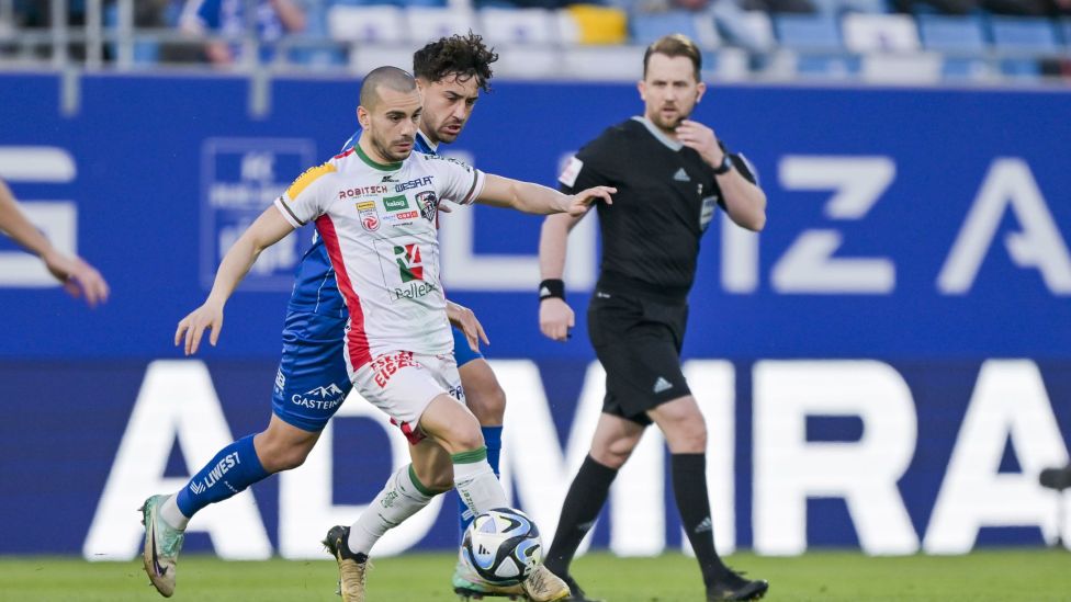 Doppeltes Alu-Pech: WAC verpasst Sprung an Qualigruppen-Spitze