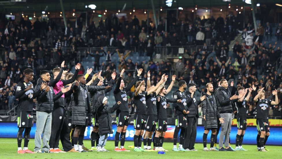 "Wir werden Meister" hallte es nach dem Schlusspfiff durch das Grazer Stadion, als sich die Sturm Graz -Spieler für die 