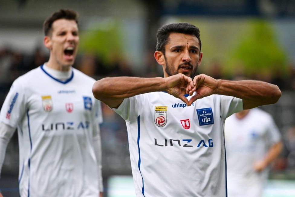 Ronivaldo verlängert bei Blau-Weiß Linz