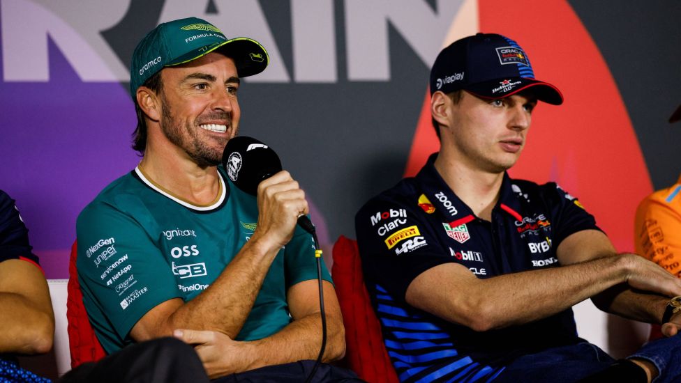 Max Verstappen im Mercedes, Fernando Alonso im Red Bull - oder kommt Sebastian Vettel vielleicht doch aus der Rennfahrer-Pension zurück?