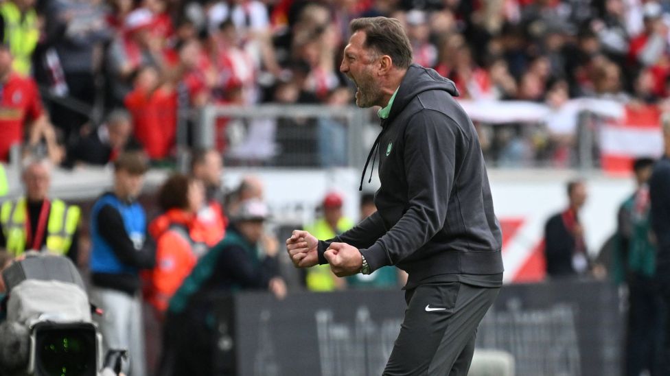Lange Zeit sah es nach einer Niederlage aus, doch dann sorgten zwei späte Tore für das 2:1 des VfL Wolfsburg in Freiburg