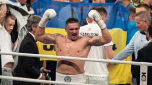 Der ukrainische Box-Schwergewichtler Oleksandr Usyk könnte seinen in der Nacht auf Sonntag mit dem Sieg in Riad gegen Ty