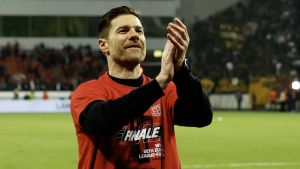 Bayer Leverkusen hat mit einem spektakulären Remis gegen die AS Roma das Finale der Europa League erreicht und trifft in