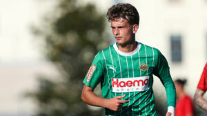 Der SK Rapid verleiht zwei Spieler innerhalb der ADMIRAL Bundesliga: Aaron Sky Schwarz und Philipp Wydra spielen in der 