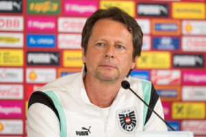 "Auch gegen Niederlande gewinnen": Schöttel will Rechenspiele vermeiden