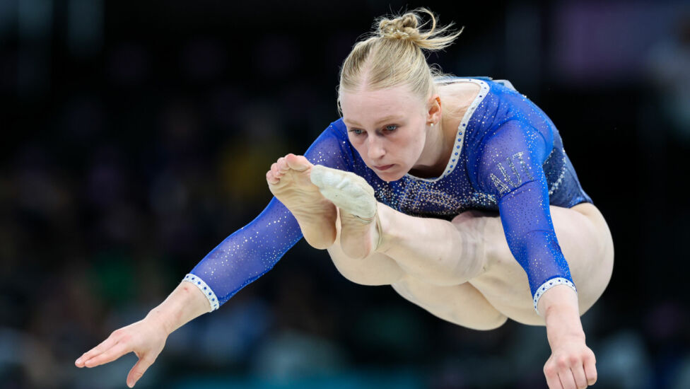 Kunstturnerin Charlize Mörz ist bei den Olympischen Spielen in Paris ihre Kür an ihrem Spezialgerät Boden missglückt