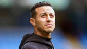 Der frühere Bayern-Profi Thiago Alcantara hat wenige Tage nach seinem Karriereende eine neue Rolle bei seinem Jugendvere