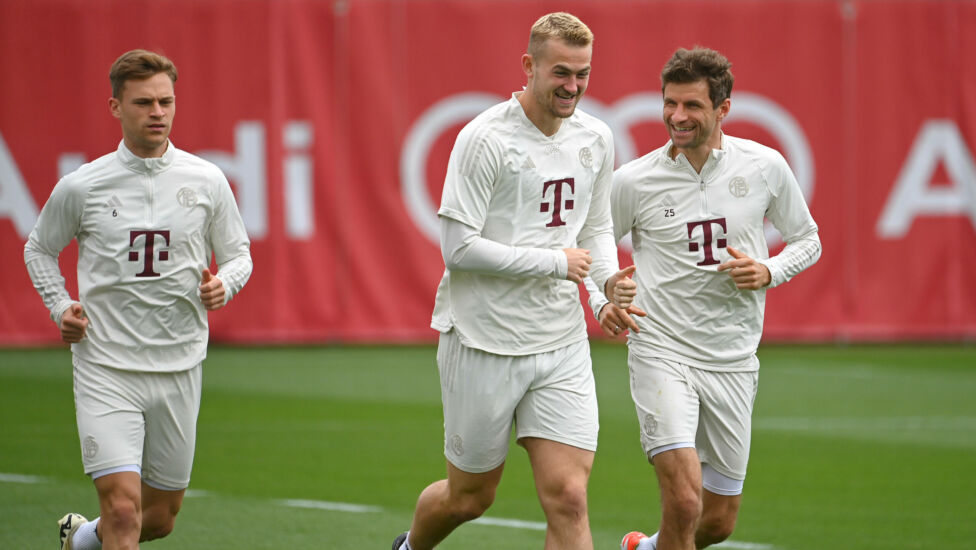 Matthis de Ligt könnte den FC Bayern in der laufenden Transferphase verlassen, nachdem er nach Sky Infos grünes Licht vo