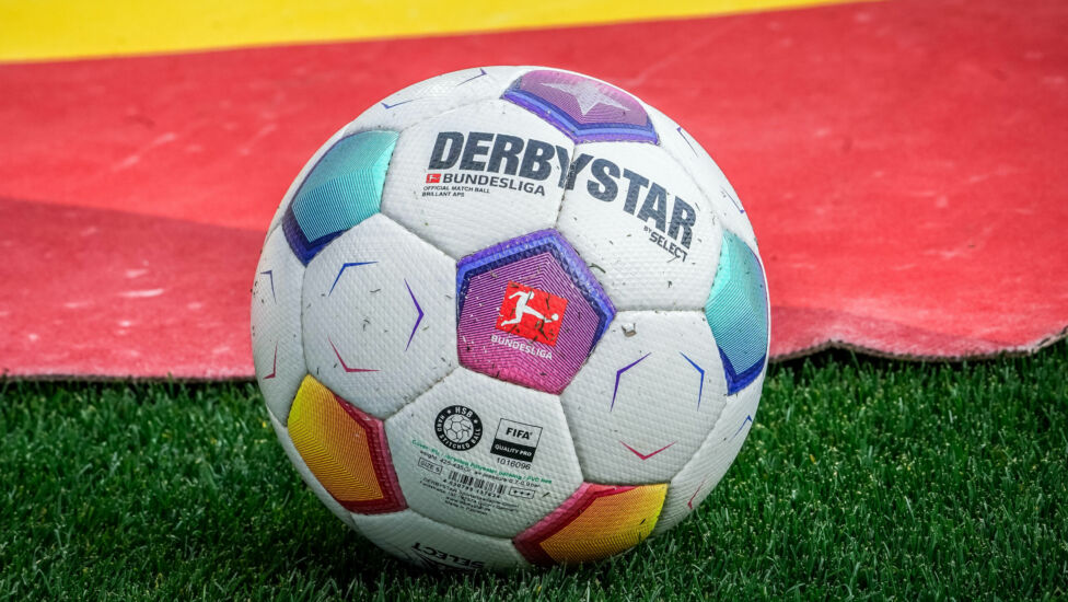 Eröffnungsspiele: Am heutigen Donnerstag wird die DFL die Spielpläne der Deutschen Bundesliga und 2. Deuschen Bundesliga