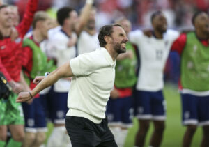 Englands "Könige vom Punkt" retten Jubiläumsspiel von Southgate