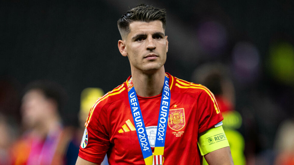 Fußball-Europameister Alvaro Morata ist von Atletico Madrid nach Italien zur AC Milan gewechselt