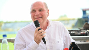 Hoeneß über Bayern-Transfers: "Es wird einen Generalangriff geben"