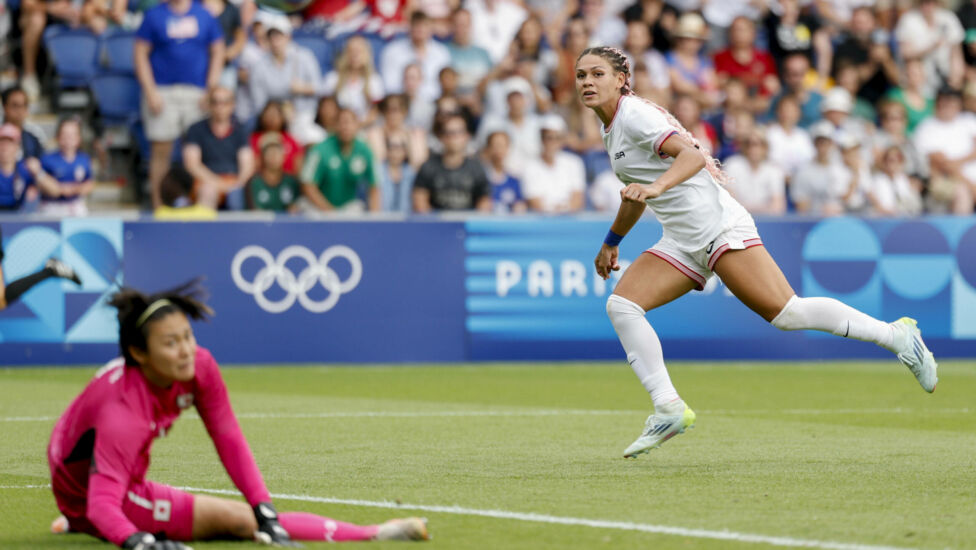 Die US-Fußballerinnen haben am Samstag dank Trinity Rodman als erstes Team das Olympia-Halbfinale erreicht