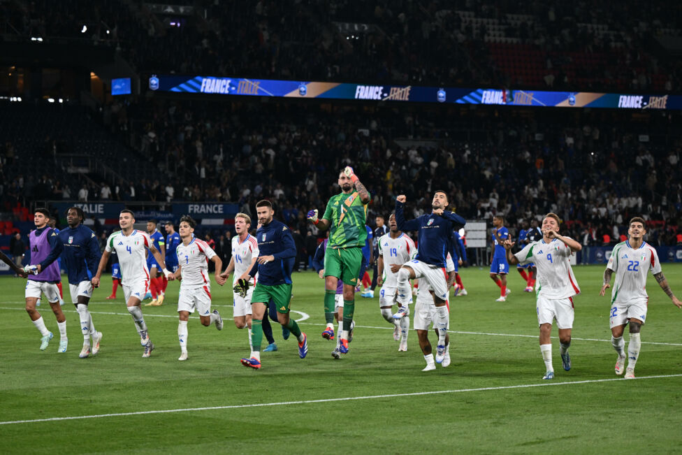 Frankreich jubelte über einen historischen Treffer nach nur 13 Sekunden - doch am Ende feierte Italien in Paris einen ge